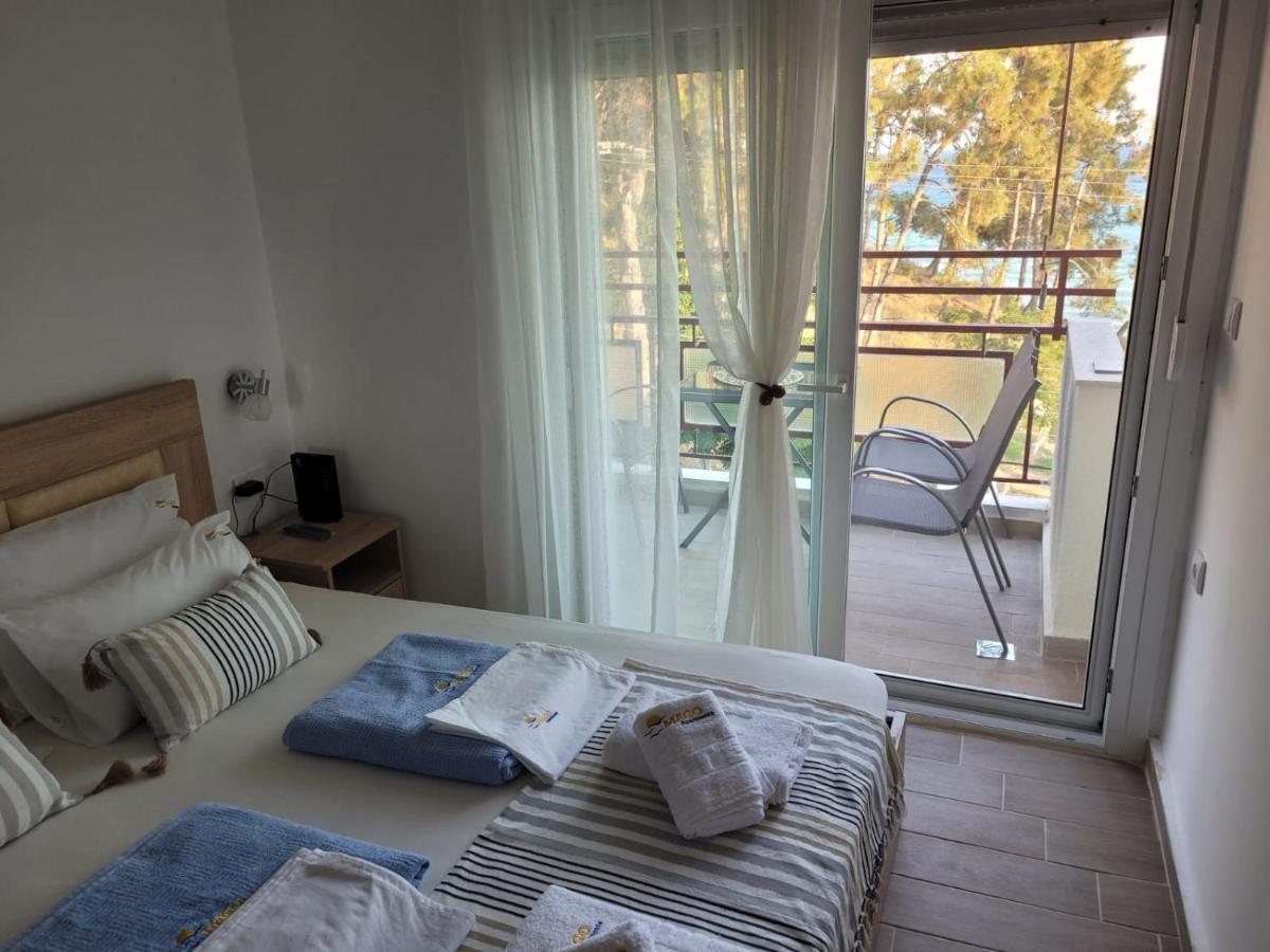 Mago Apartments Nea Kallikrateia Экстерьер фото